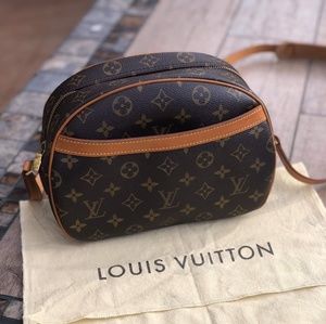 Authentic Louis Vuitton Crossbody